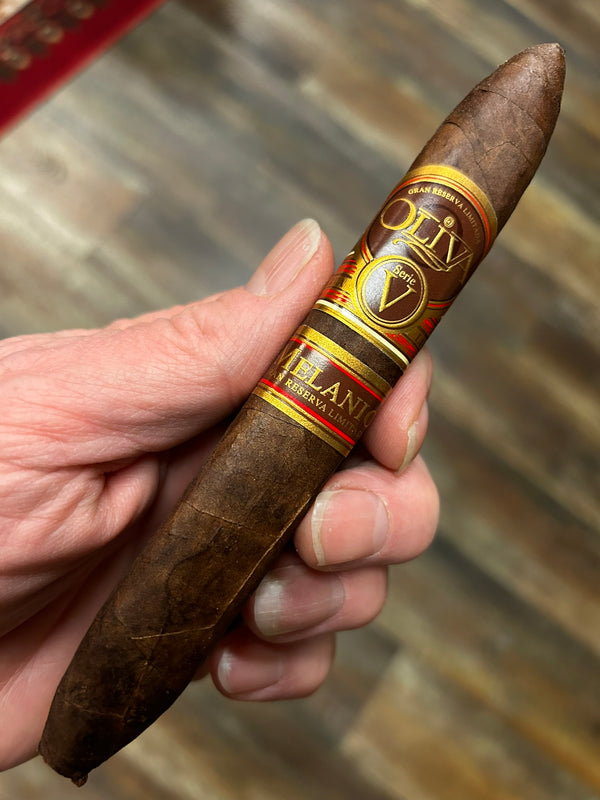 Oliva Serie V Melanio Reserva Limitada  In stock